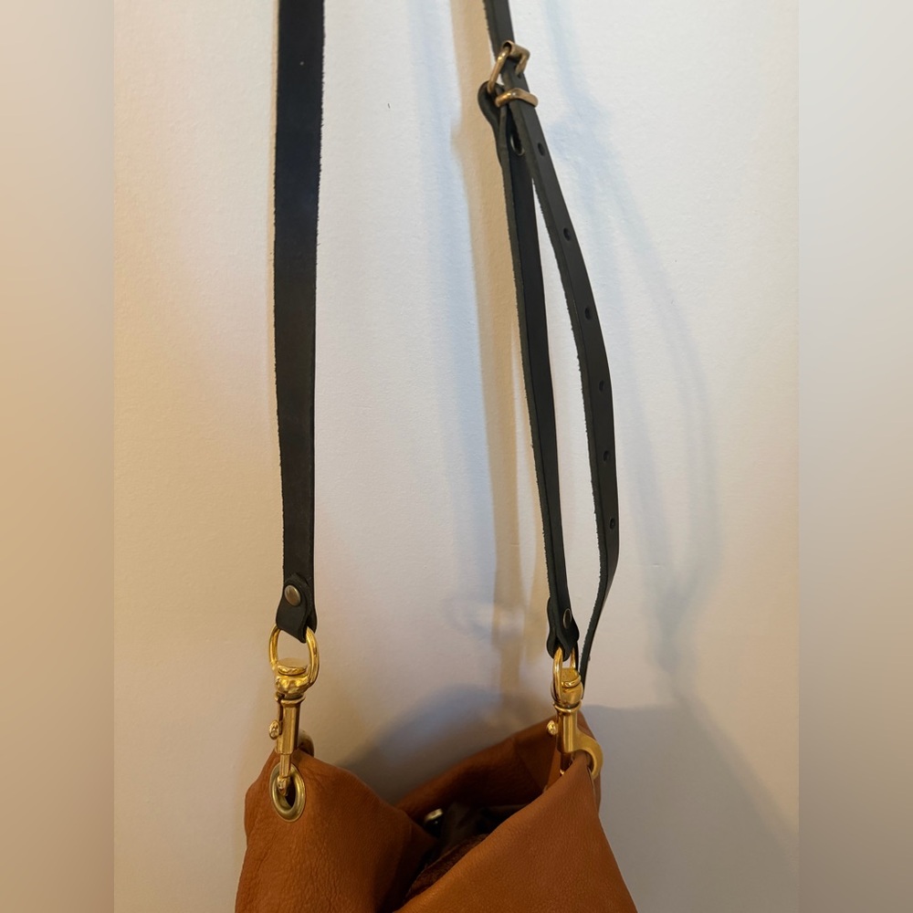 Chic Rust Leather Shoulder Bag - image 6